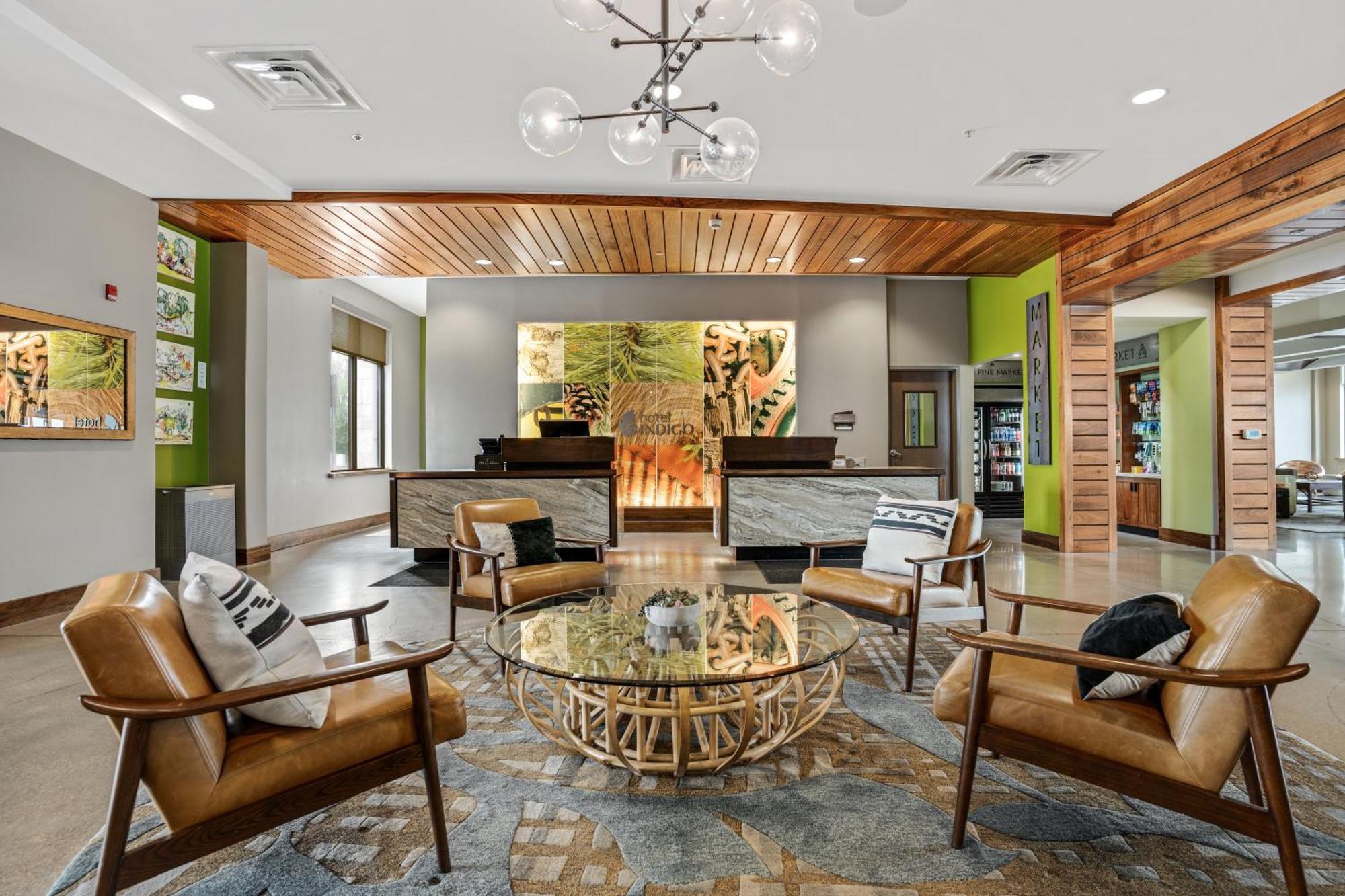 Hotel Indigo Traverse City By Ihg Екстериор снимка